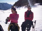 Salita al Rifugio Gherardi su un percorso già ben innevato il 27 novembre 2010 - FOTOGALLERY